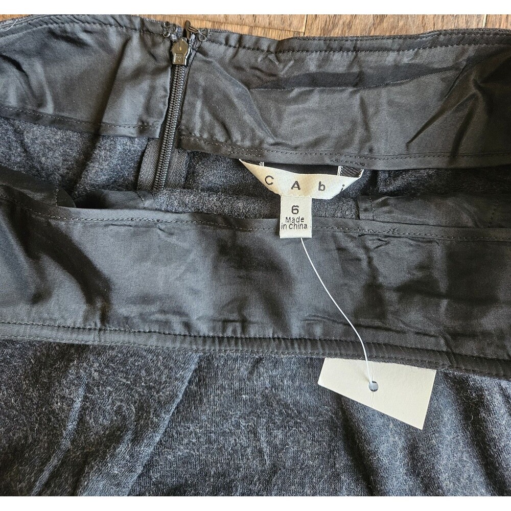 Cabi Skirt 6 Wool Mini Zip Gray Mini Stretch 629 NWT Pockets - Picture 3 of 11
